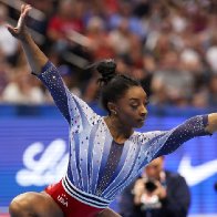 Simone Biles leads Day 1 of the U.S. Olympic gymnastics trials as injuries rock Team USA