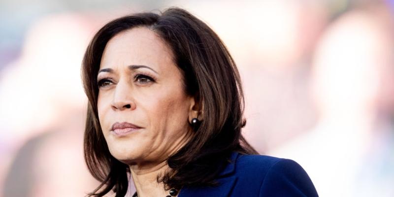 Kamala Harris wants to end private health insurance, a new Democratic litmus test