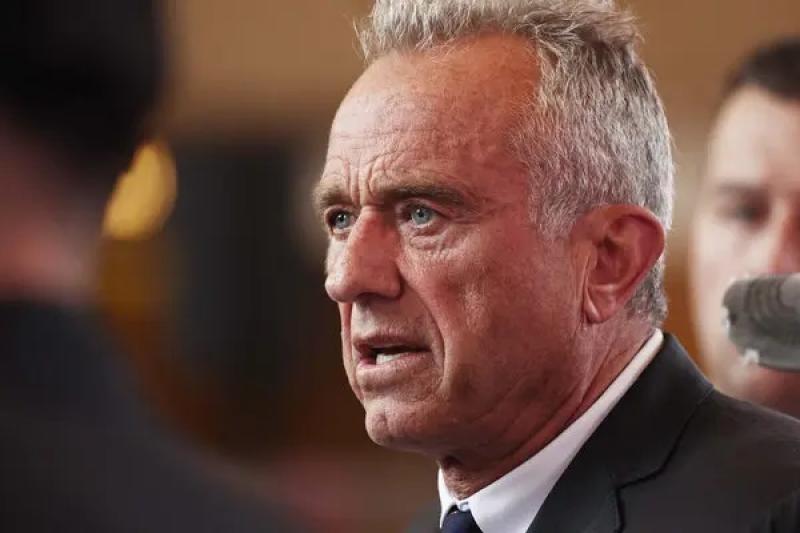 Robert F. Kennedy Jr. tried to meet with Kamala Harris to discuss Cabinet job