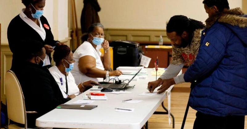 City of Detroit hired 2,000+ more Dem poll workers than GOP in 2024 primary, violating state law 