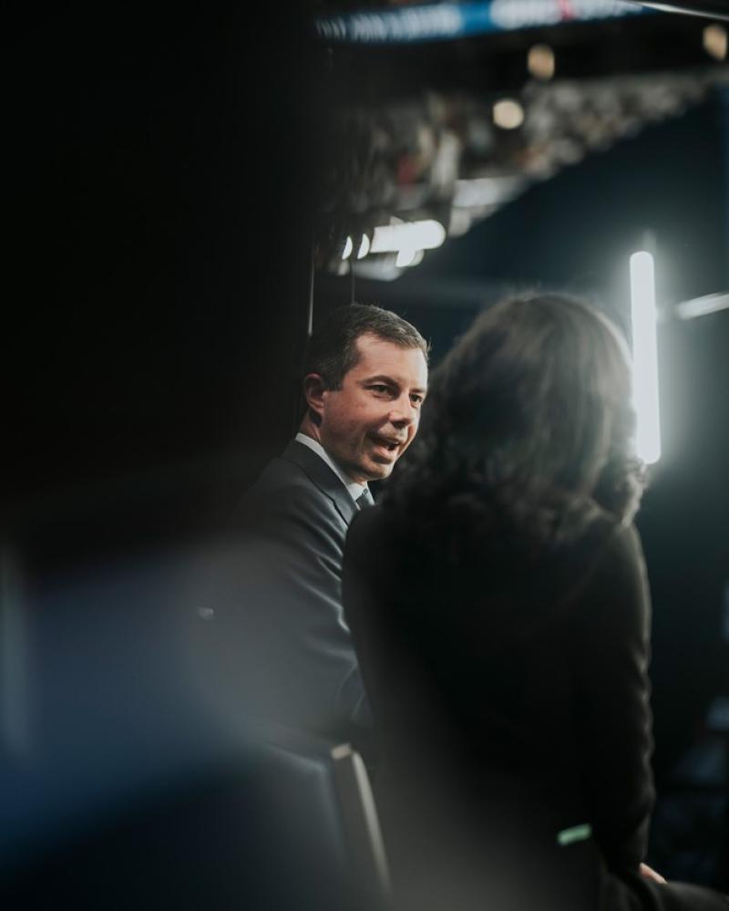 21 Minutes in the Buttigieg Bubble