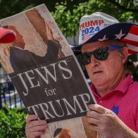 In speech, Trump repeatedly insults Jewish Americans who back Democrats - The Washington Post