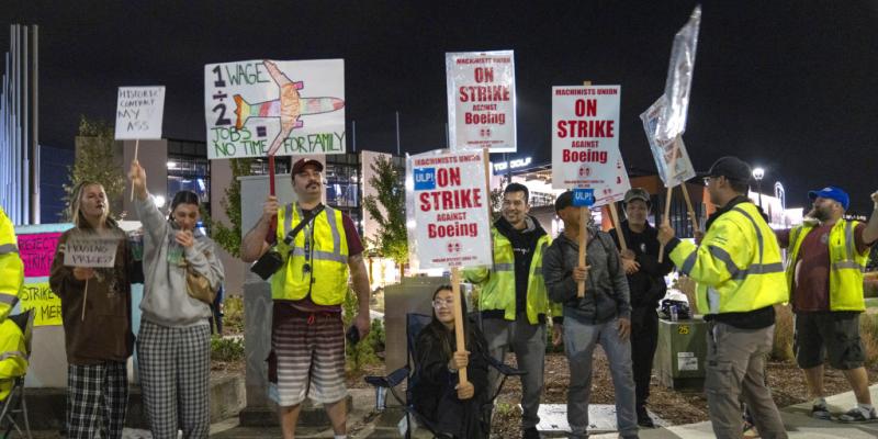 Here's what the Boeing strike might mean for flyers