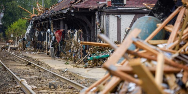 Historic Biltmore Estate shutters after floods from Hurricane Helene ravage Asheville