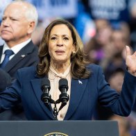 Experts Say Kamala Can Still Win If She Doesn't Appear In Public Again Between Now And Election Day