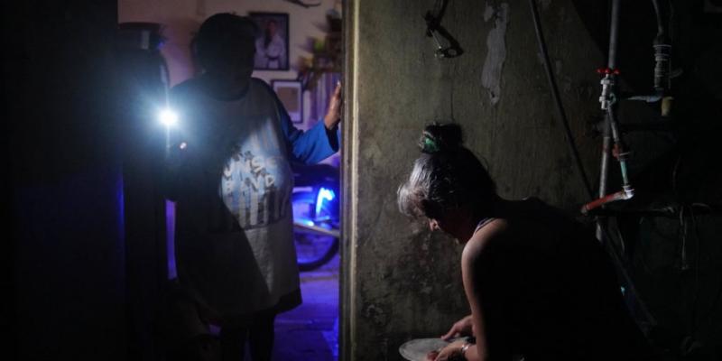 Slow progress after Cuba's electrical grid collapses twice in 24 hours