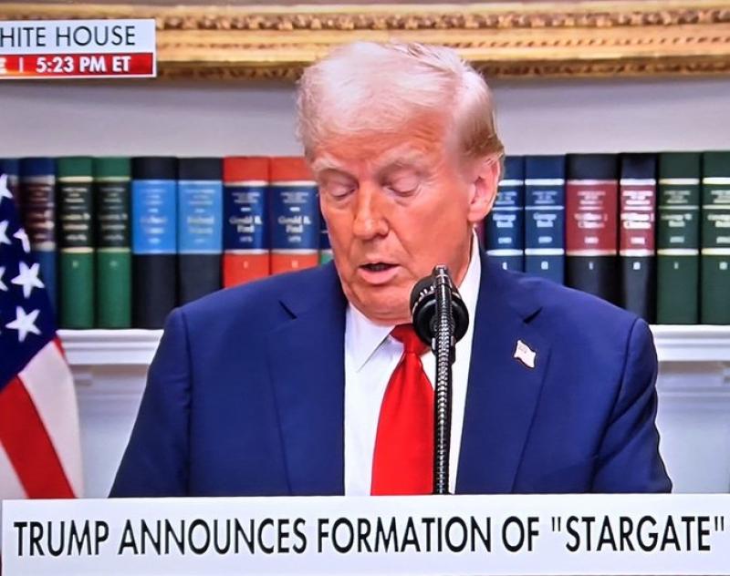 Trump unveils "Stargate"