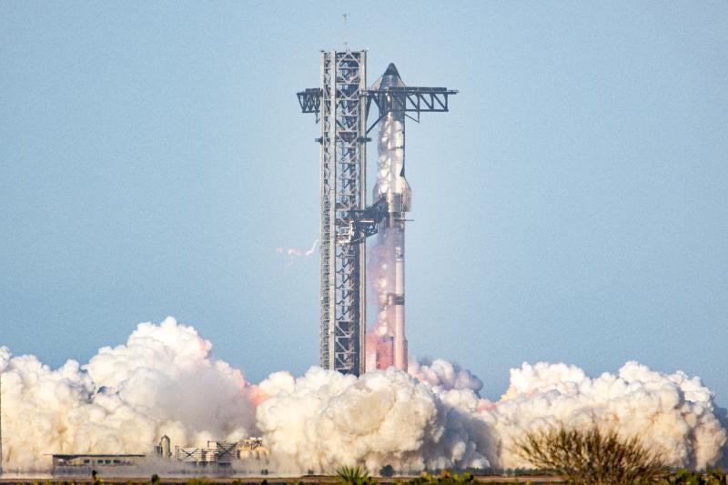 SpaceX's latest Starship explosion lights up the sky over the Caribbean again 