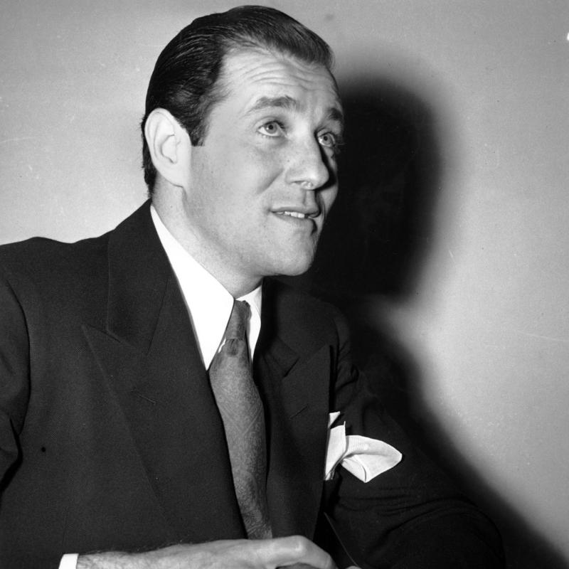 'Bugsy Siegel' Review: A Slickly Lethal Gangster 