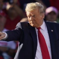 Trump unloads on Biden over border crisis