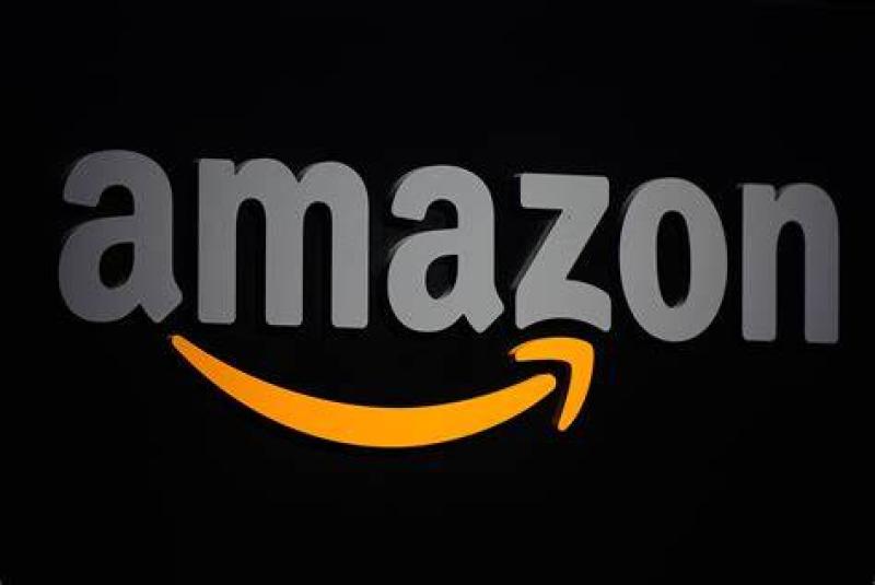 Amazon and Other Tech Giants Race to Buy Up Renewable Energy - WSJ