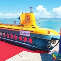 Sanya unveils first domestically made tourist submarine