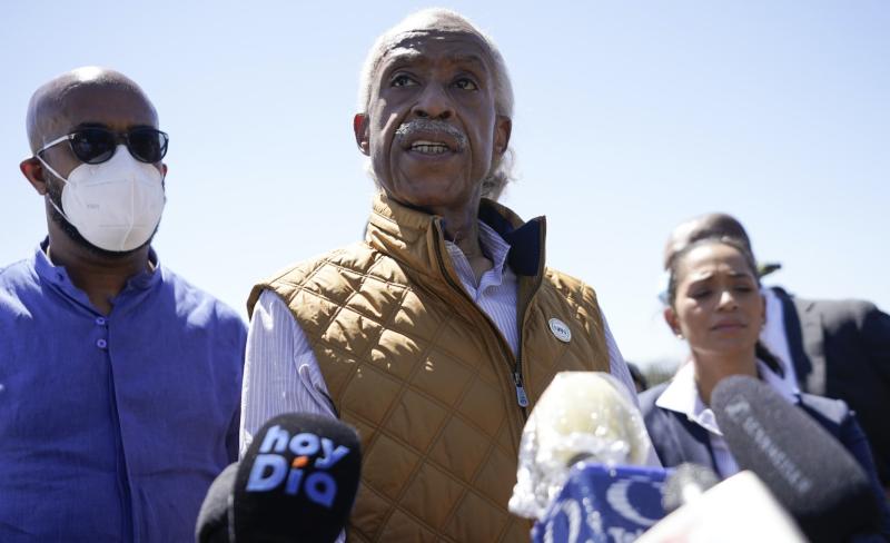 Al Sharpton's border trip descends into farce as he is heckled during 150-second speech