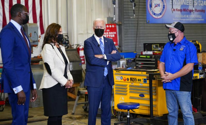 Biden makes bizarre gaffe while introducing Gretchen Whitmer