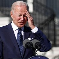 Biden coughs into hand, proceeds to shake hands with public while maskless