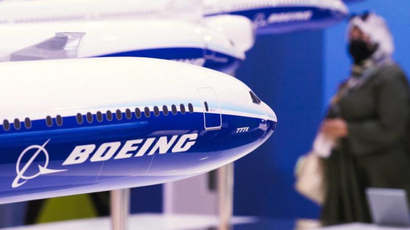 Boeing suspends COVID vaccination requirement for US employees