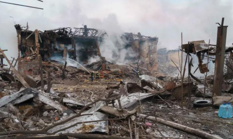 Russia widens attack with airstrikes on western Ukraine cities