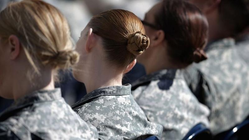 Army approves reduced physical fitness standards for women, older soldiers