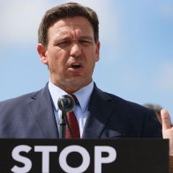 Educators sound the alarm on DeSantis' classroom censorship  | Salon.com