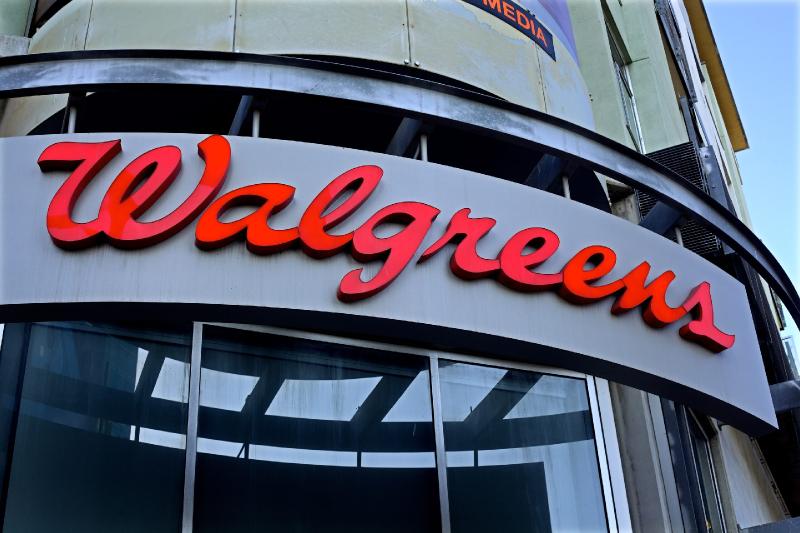 Walgreens employee refuses to sell condoms to married woman citing "my faith" / LGBTQ Nation