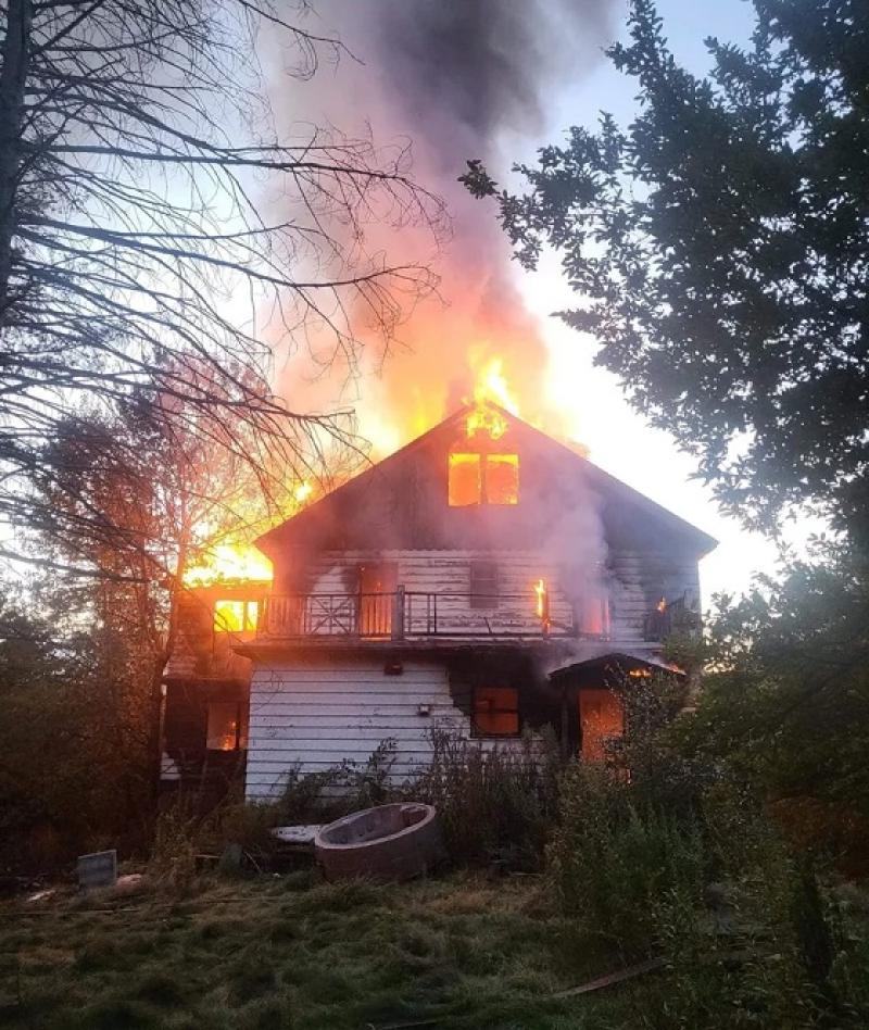 A huge blaze engulfs Grossinger's Hotel, the location that inspired 'Dirty Dancing'