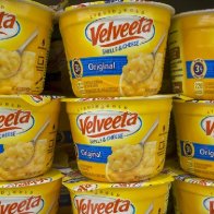 A Florida woman is suing Kraft for US$5M, saying Velveeta microwave mac and cheese takes longer to make than advertised