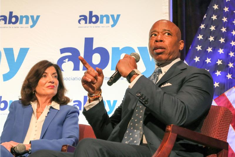 Kathy Hochul and Eric Adams tout pro-business Midtown revival at power breakfast