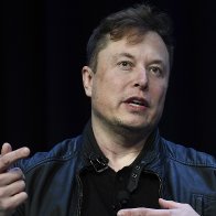 Elon Musk polls users about stepping down as head of Twitter