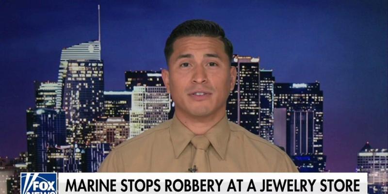 Marine recruiters stop California smash-and-grab jewelry heist, tackle fleeing suspects 