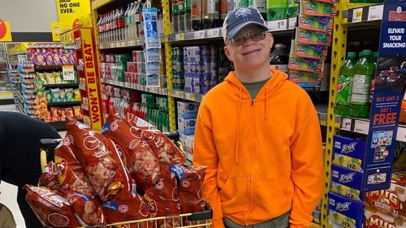 U.S. father, son drove 2 days to Ontario just for ketchup chips