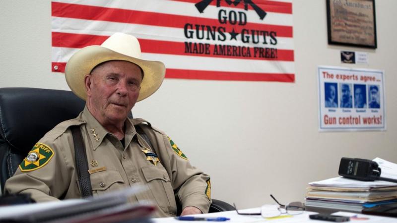 A right-wing sheriffs group that challenges federal law is gaining acceptance around the country 