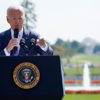 Biden team and lawmakers get creative to keep Ukraine aid flowing