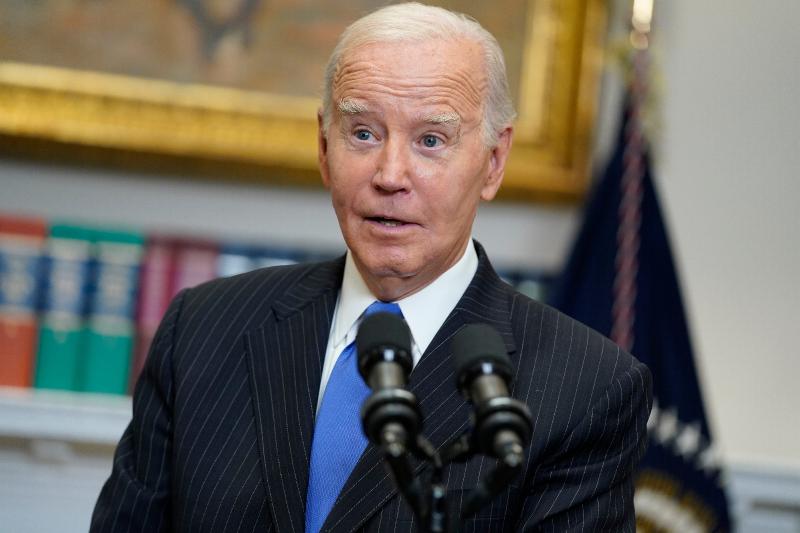 President Biden blames media for Americans' concerns about the economy