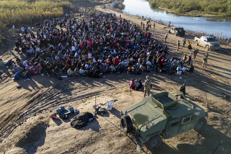 Texas Border Video Showing Huge Migrant Surge Sparks MAGA Fury