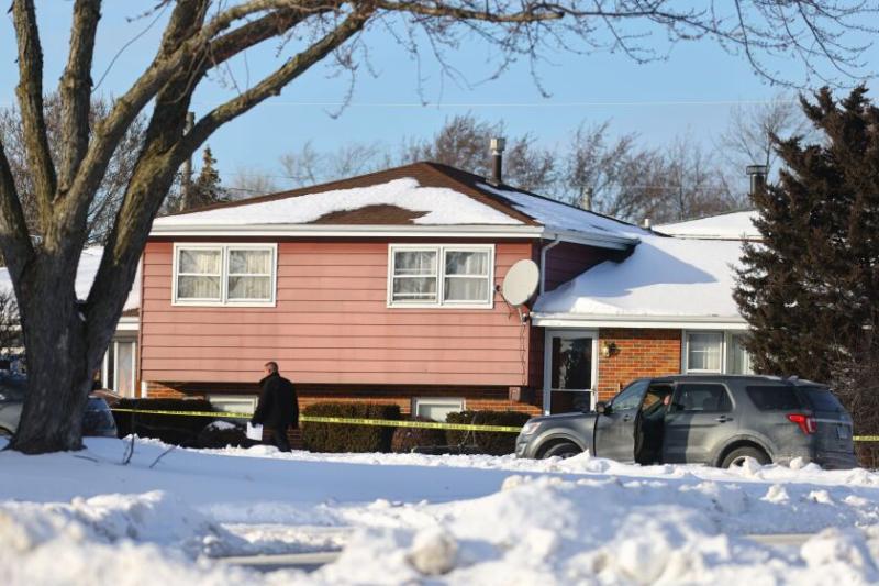 Mom, 3 daughters killed in Tinley Park domestic shooting; 1 in custody - Chicago Sun-Times