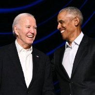 No, President Biden Didn't 'Freeze' at Star-Studded Hollywood Fundraiser