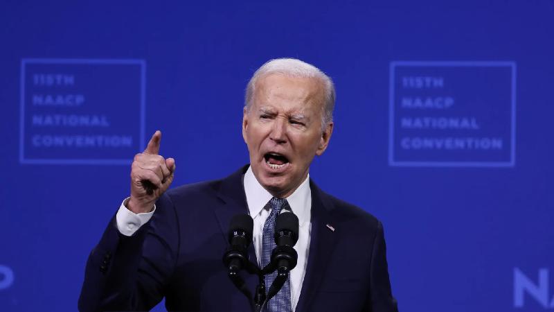 Democrats see "aura of inevitability" around Biden withdrawal