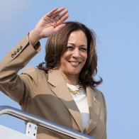 Kamala Harris Gets Good Sign in Swing States, New Poll Shows