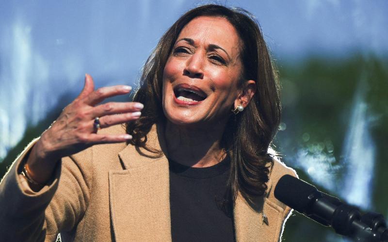 Kamala Harris U-turns on plastic straw ban