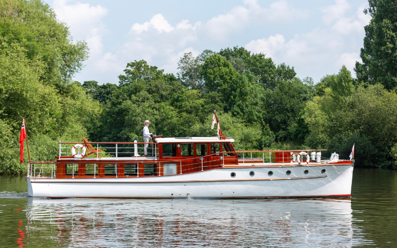 1930's Dunkirk Little Ship Breda: Restored and Cruising