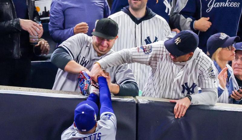 The Yankees had the best response after the banned fan complained about losing his World Series tickets - Yahoo Sports