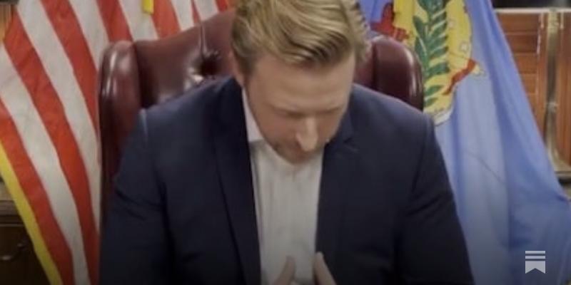 OK Schools Chief Orders Teachers to Show Video of Him Praying for Trump