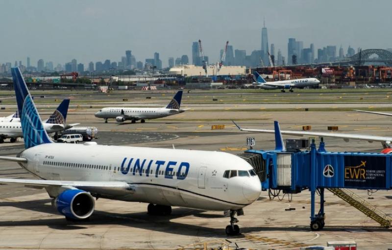 'You're not American!' Video catches woman's racist meltdown at family after United flight