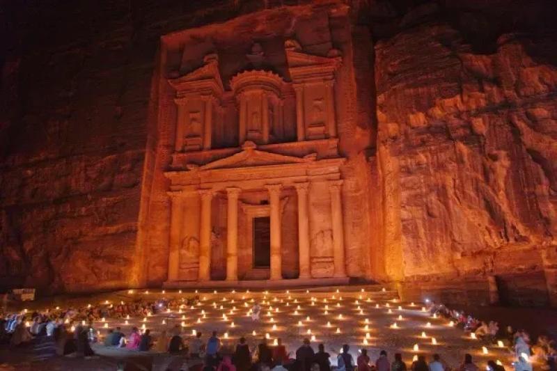 Photos That Show Petra Is The World's Most Breathtaking Ancient Ruin