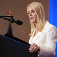 Spine-of-Steel Bondi Tells Judge to Pound Sand, Says Admin Will Follow the Law Instead of Crony Judge