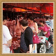 Shopping for meat and fish in the Chengdu wholesale market