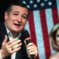 Cruz Asks DHS to Create Process for Collecting Donations to Migrants in U.S. Custody