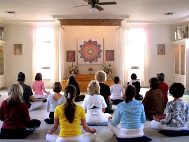 yogaville meditation.jpg