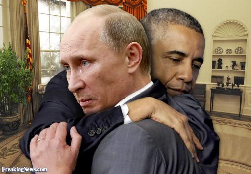 BarackObamaHuggingVladimirPutin127833.jpg