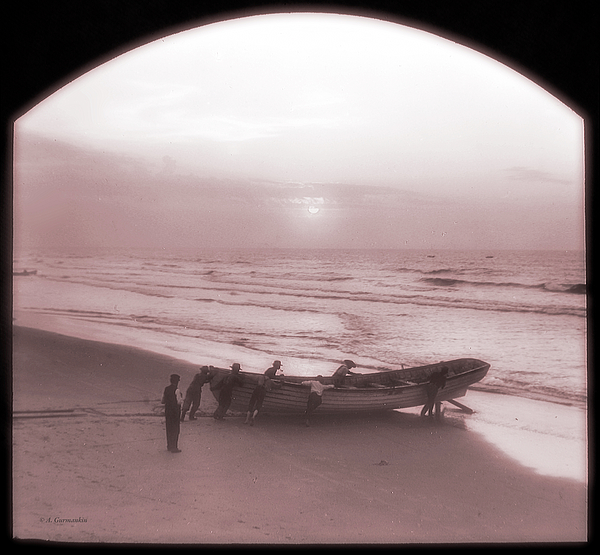 2fishermenheadingouthollybeachnewjersey1900agurmankin.jpg